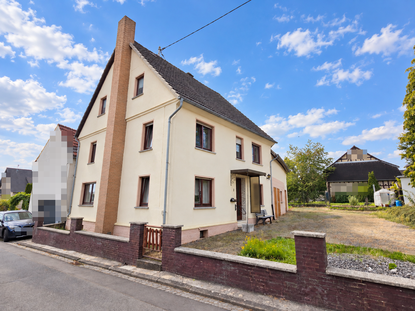 Straßenansicht