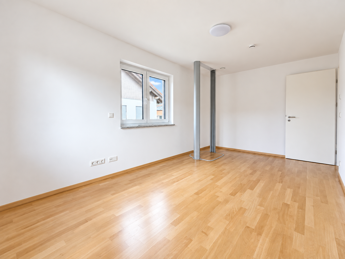 Arbeitszimmer Blick zur Tür