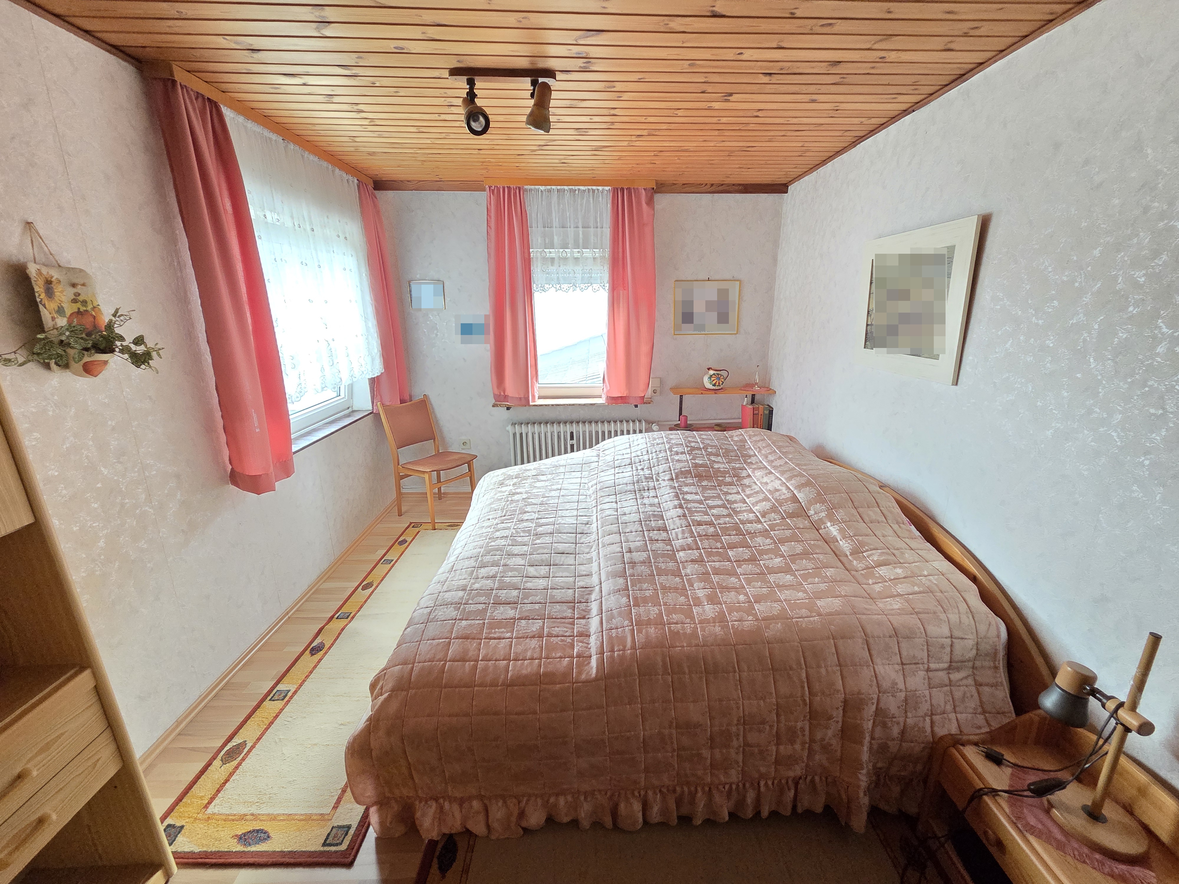 Schlafzimmer OG