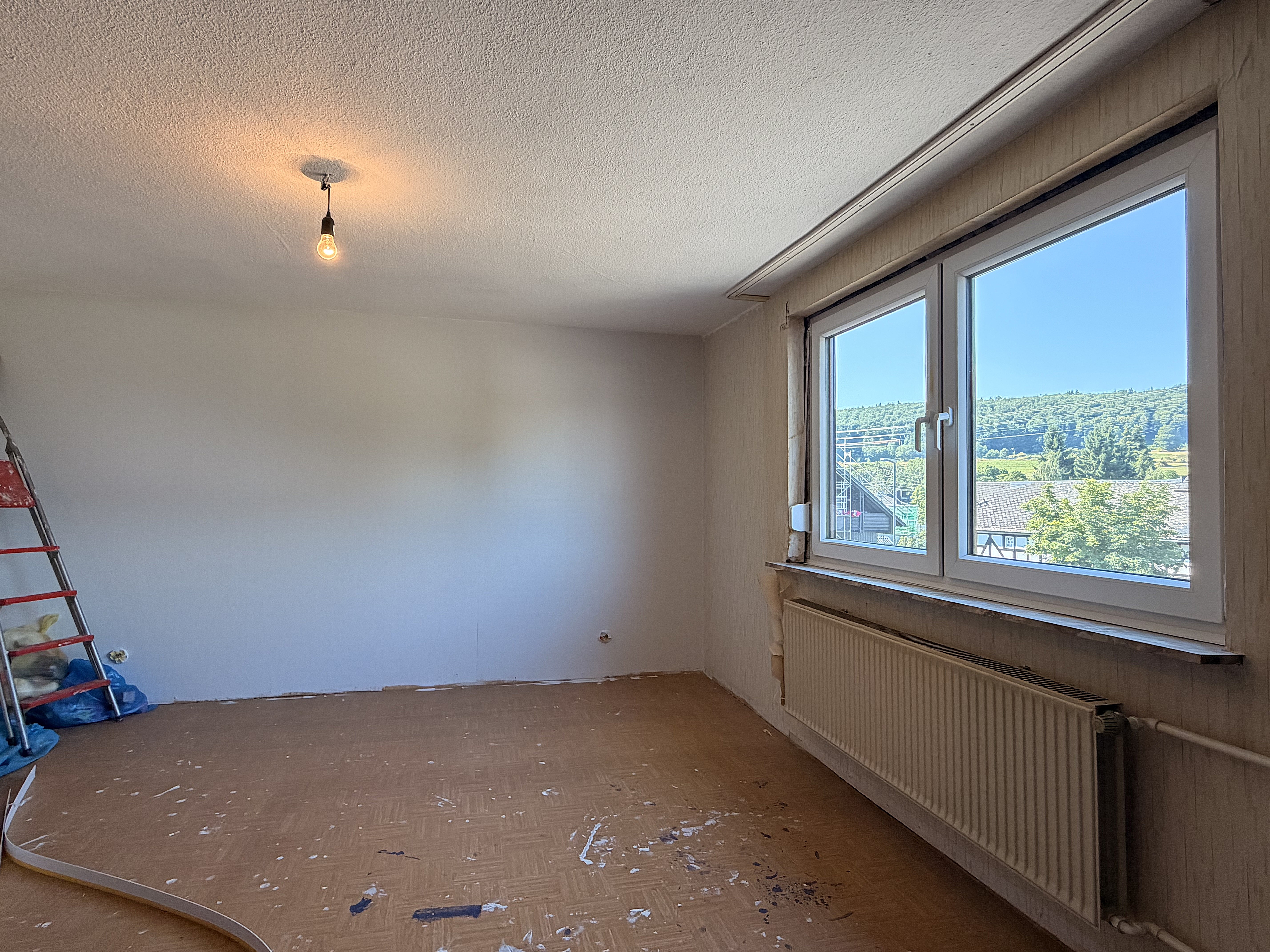 2 Zimmer frei gestaltbar