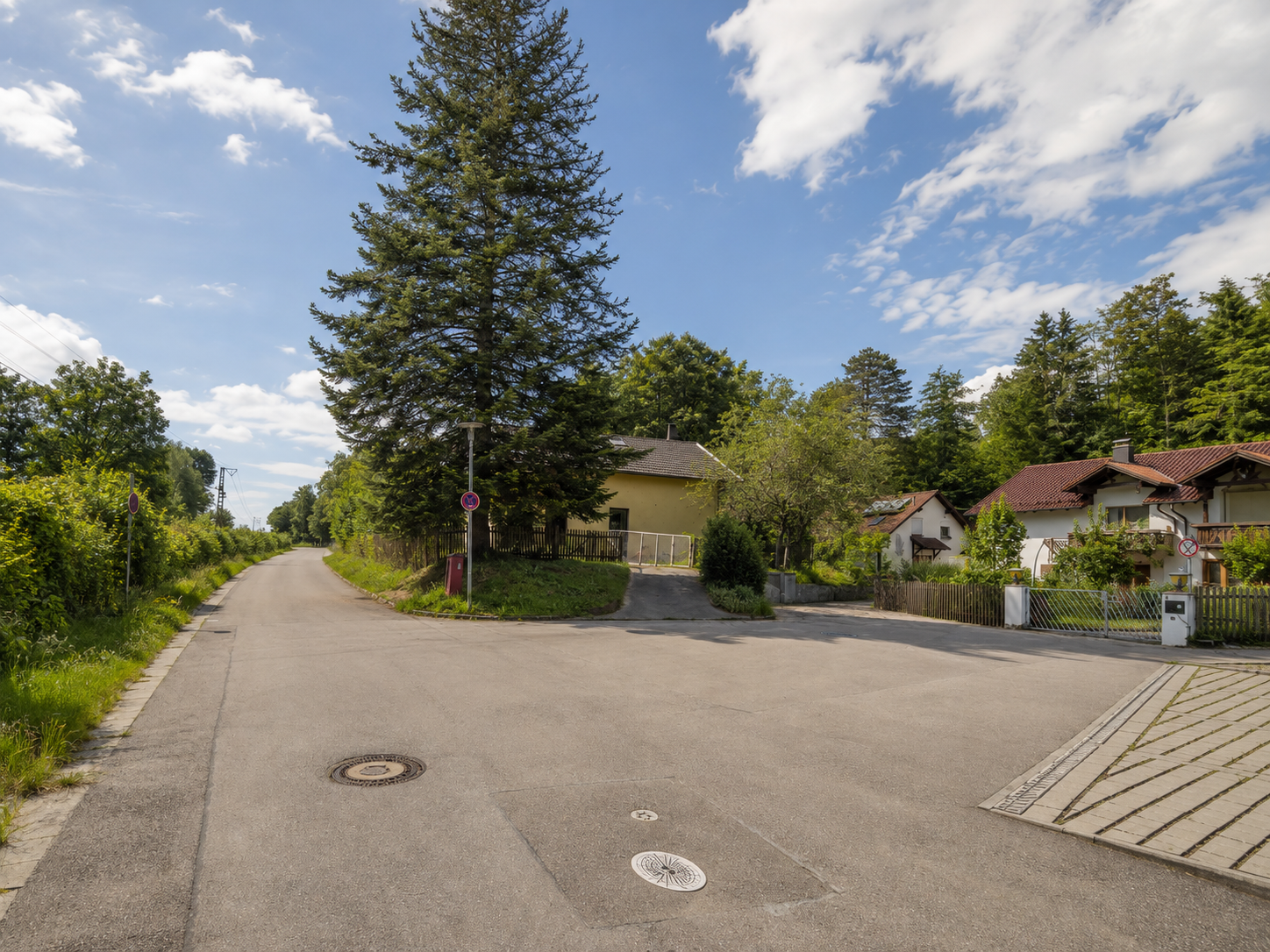 Zufahrtsstrasse