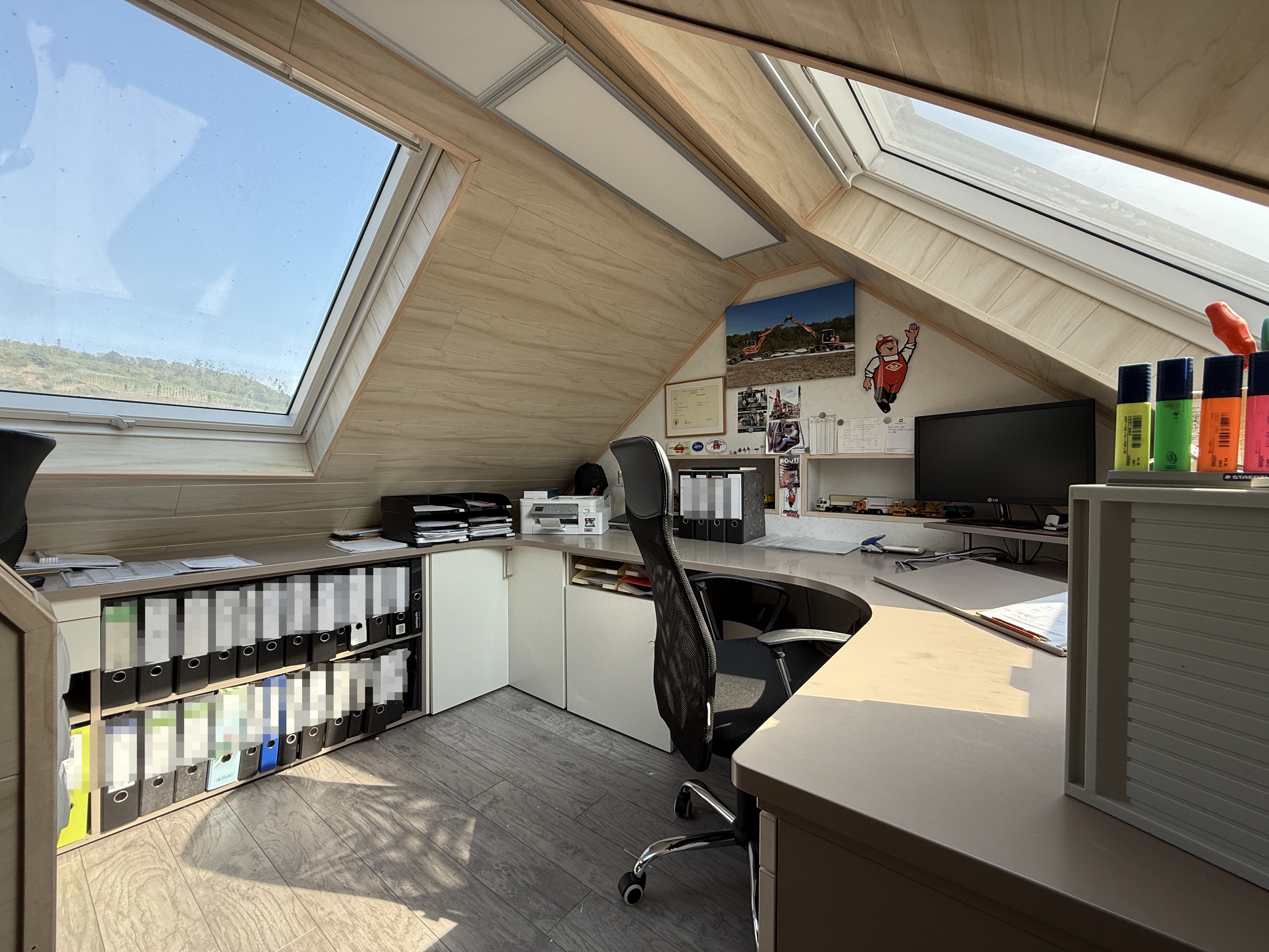 Arbeitsbereich im Dachgeschoss