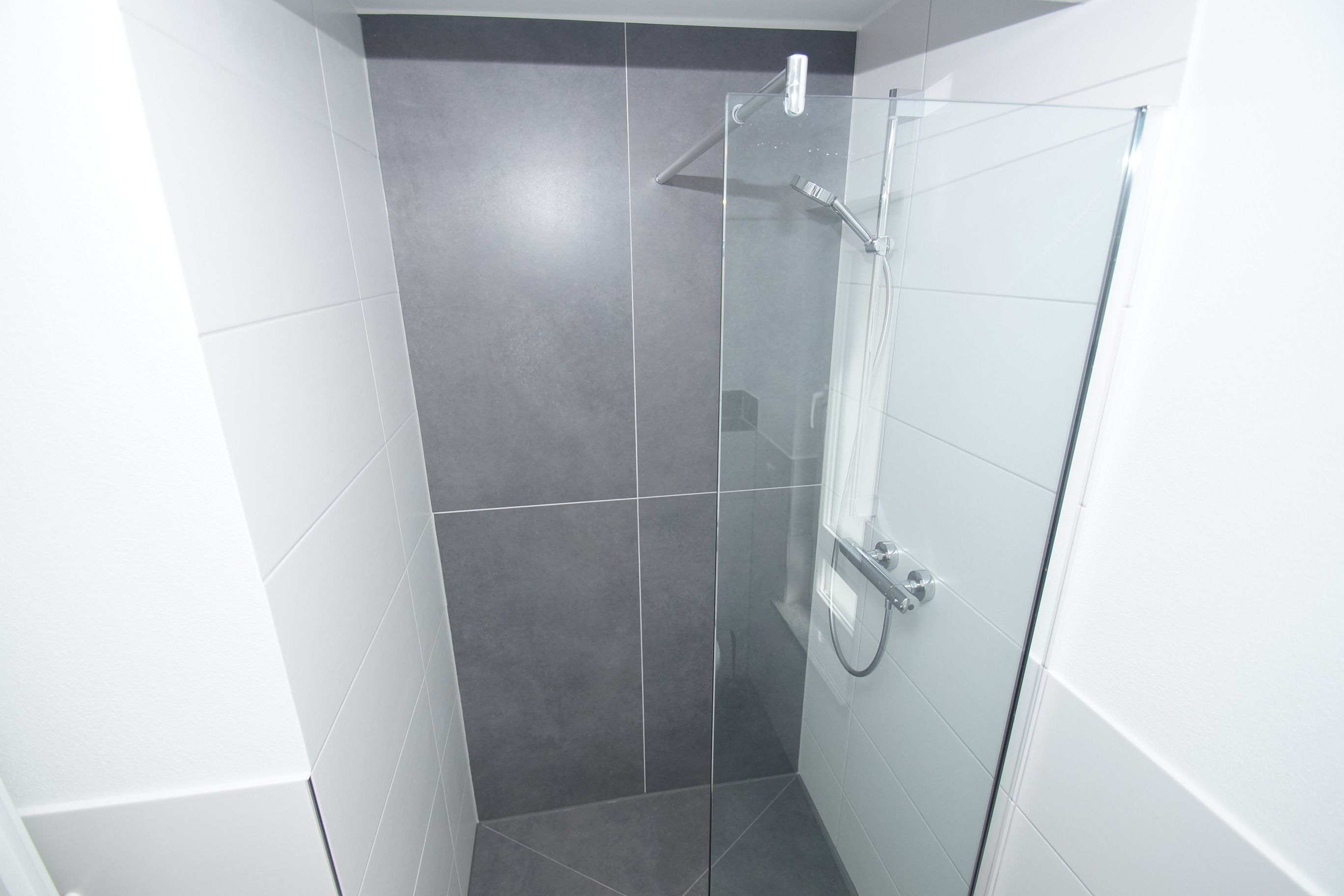 ...bodentiefe Dusche