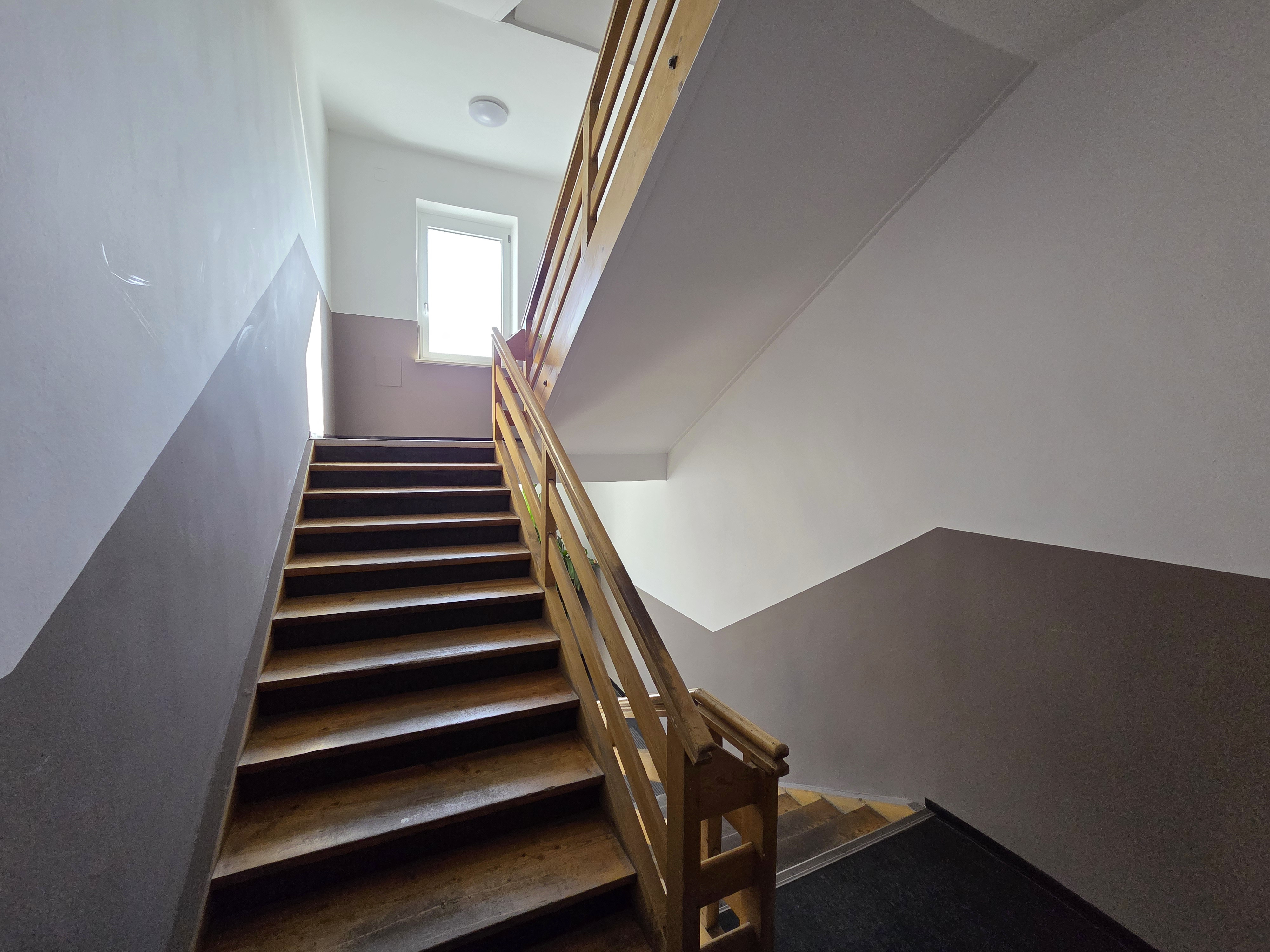 Treppenhaus renoviert