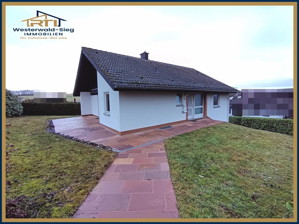 von RTI: Charmantes und gepflegtes Einfamilienhaus in ruhiger Ortsrandlage von Kroppach!