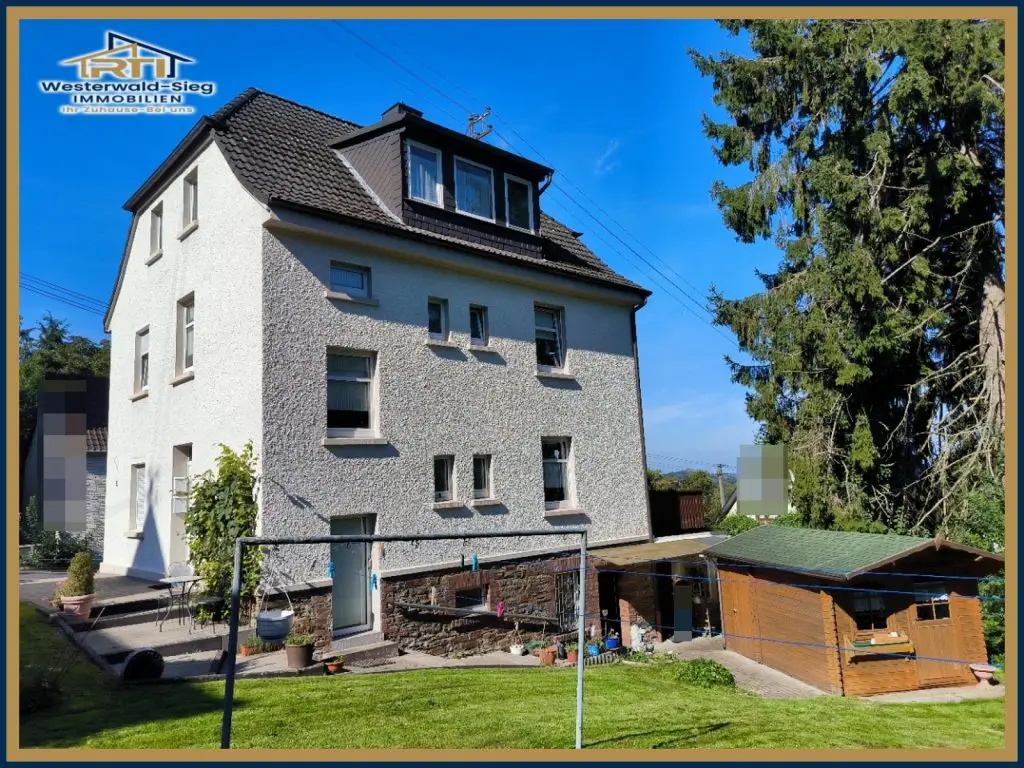 von RTI: Sanierte 2-Zimmer-Dachgeschosswohnung zentral in Hachenburg zu vermieten!